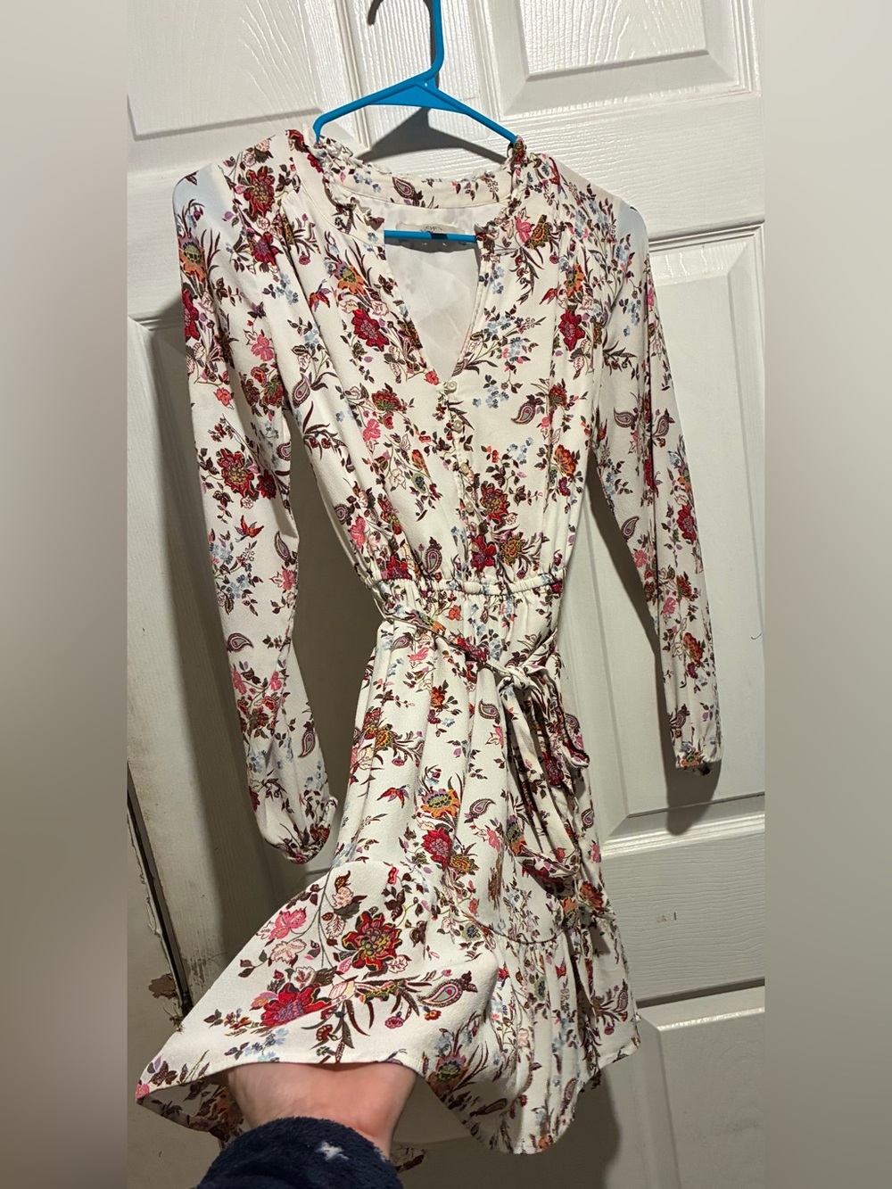 Loft Women’s Flowy Floral Dress. Clean and in Great Condition Size XXSP $10